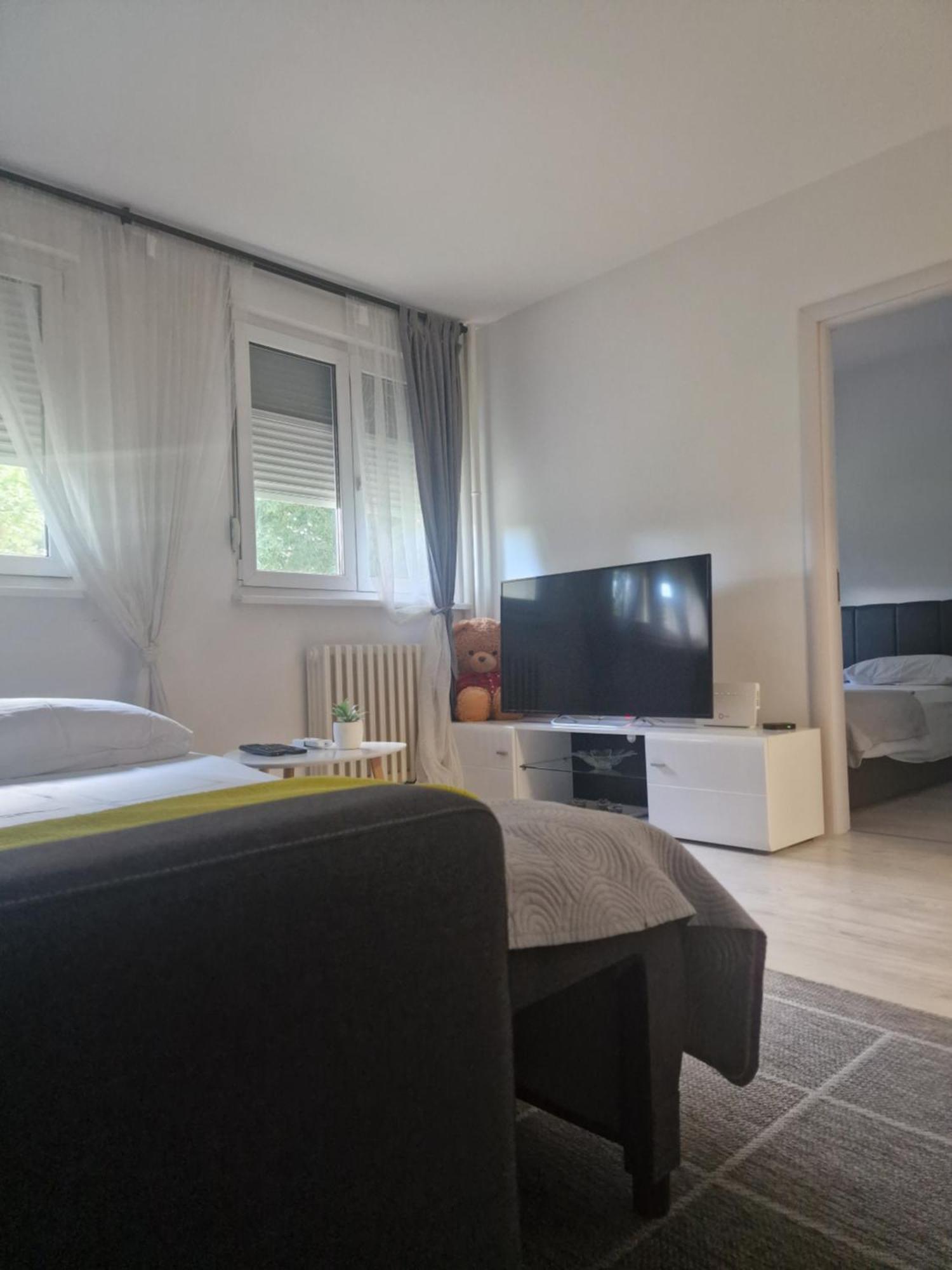 Apartment Iskra Белград Экстерьер фото
